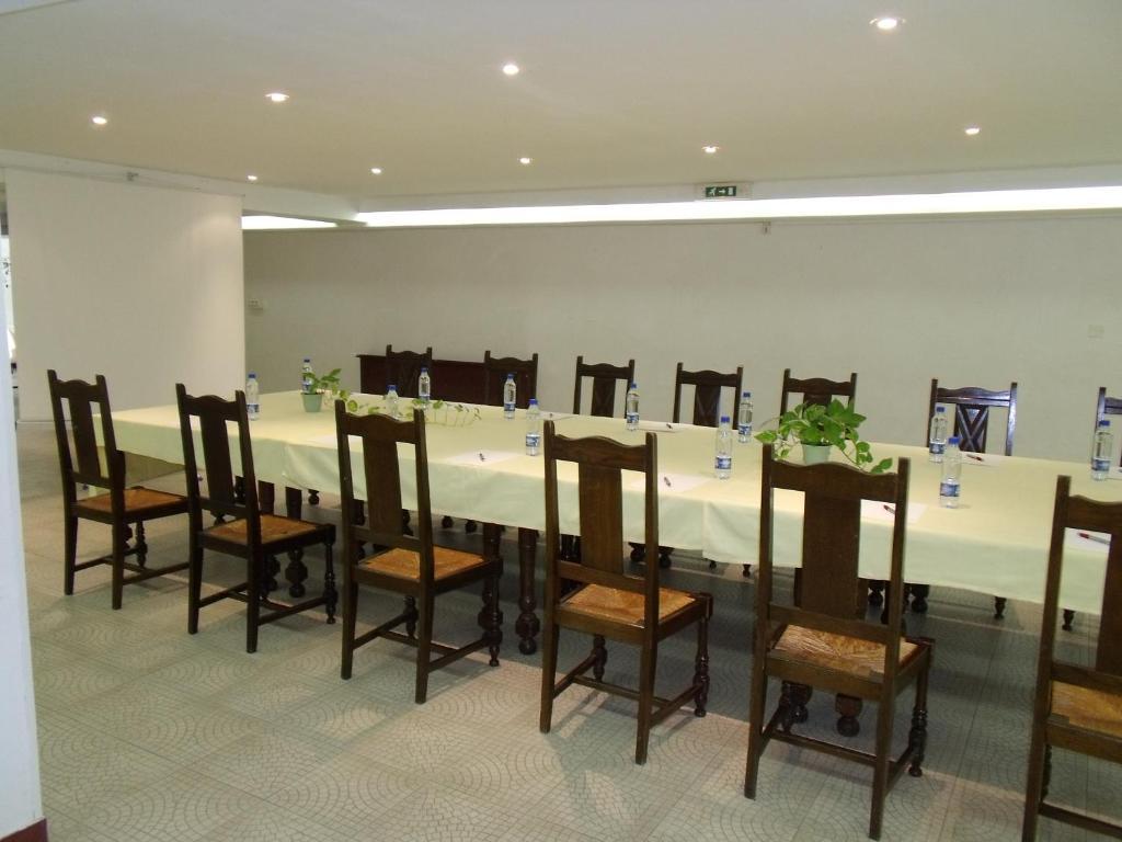 Hotel Restaurant L'Ecluse Antonne-et-Trigonant Buitenkant foto