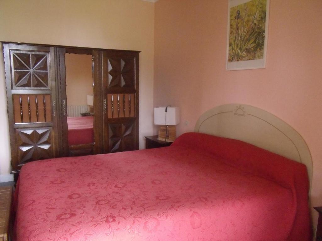 Hotel Restaurant L'Ecluse Antonne-et-Trigonant Kamer foto